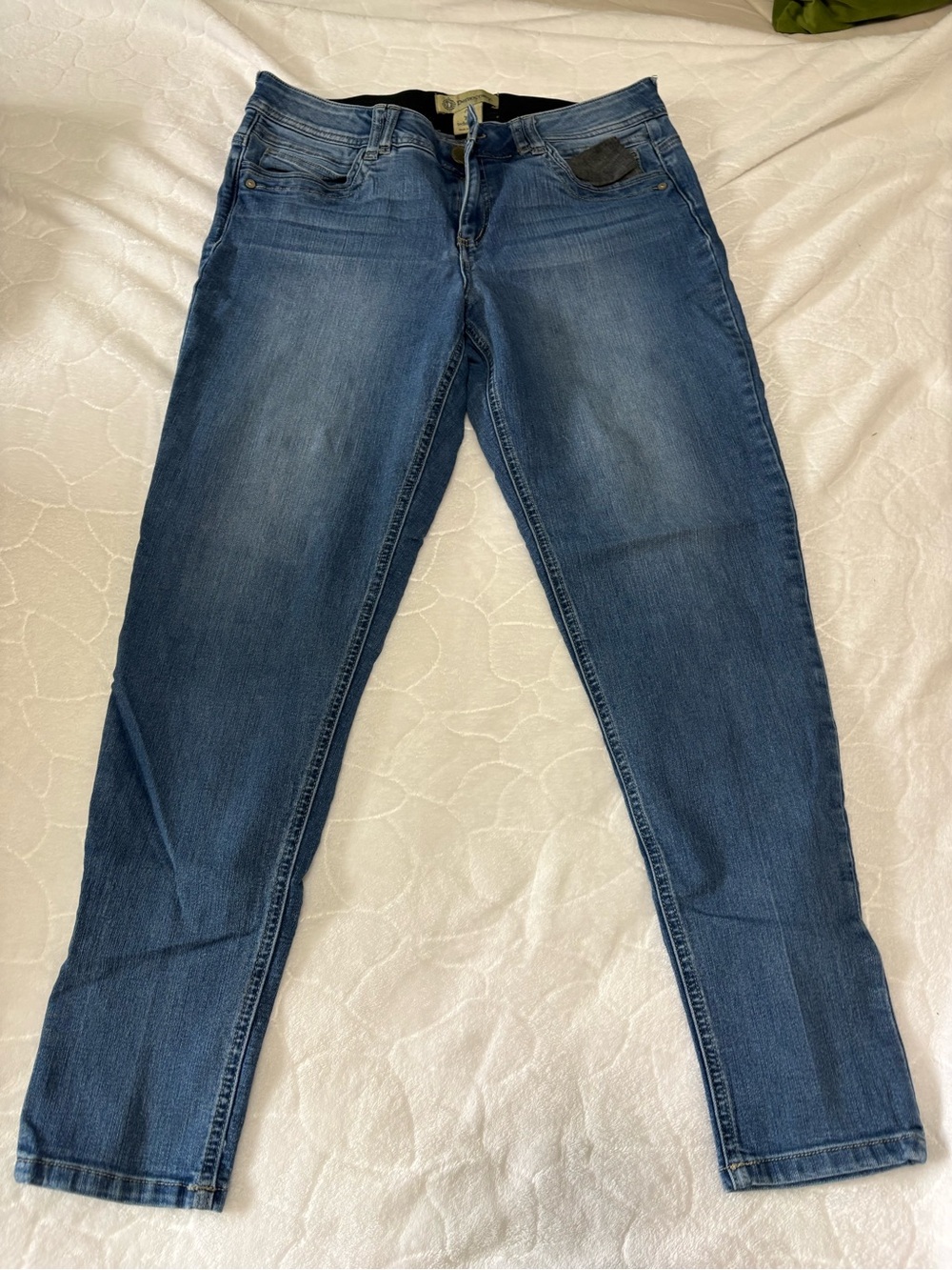 Democracy Skinny Jeans in Medium Blue Wash